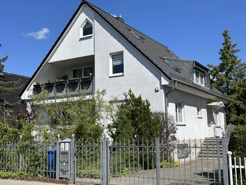Wohlfühlwohnung im Zweifamilienhaus — photo 1